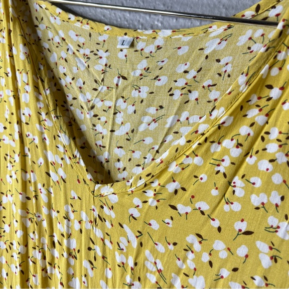 NWT/T.I.M.I.N.G floral sheer blouse/large - Picture 8 of 10